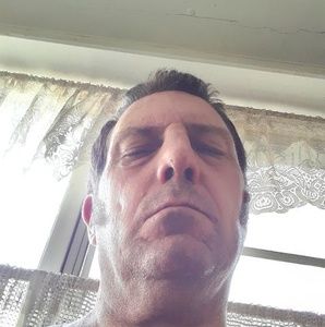 Meet your Posher, Dennis